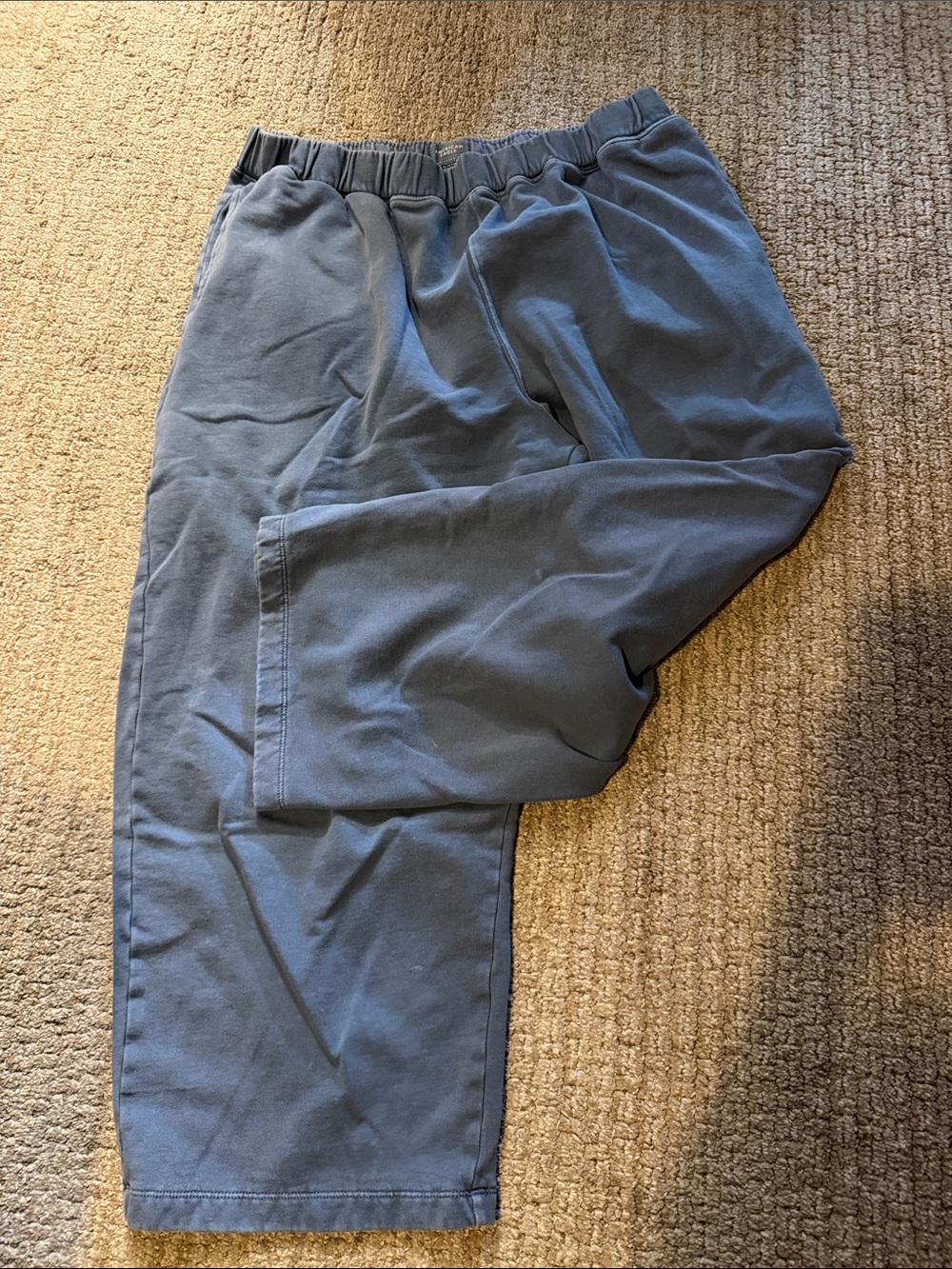 Women’s American Eagle barrel sweat pants